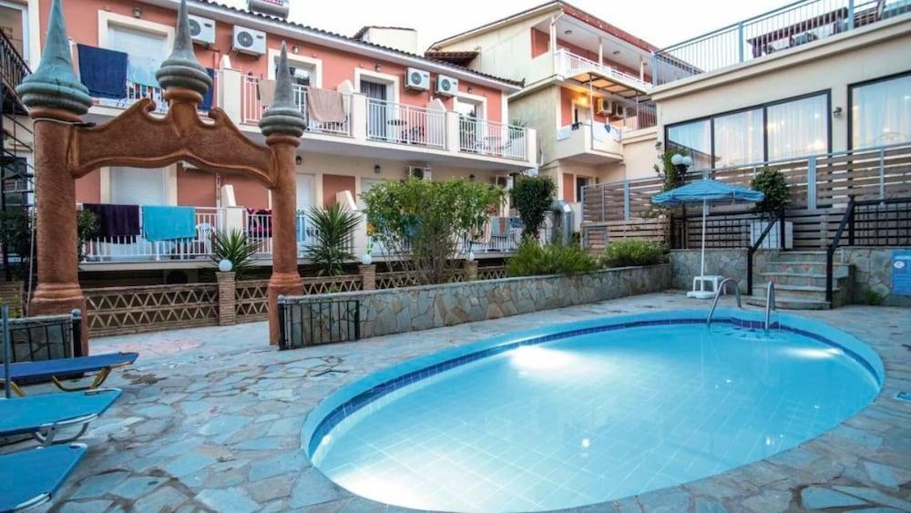 Mavrikos Hotel Planos  Ngoại thất bức ảnh