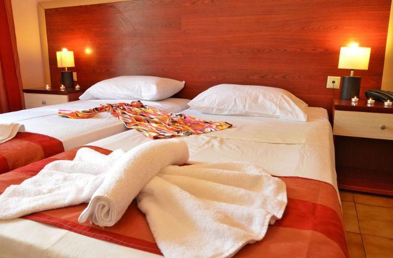 Mavrikos Hotel Planos  Ngoại thất bức ảnh